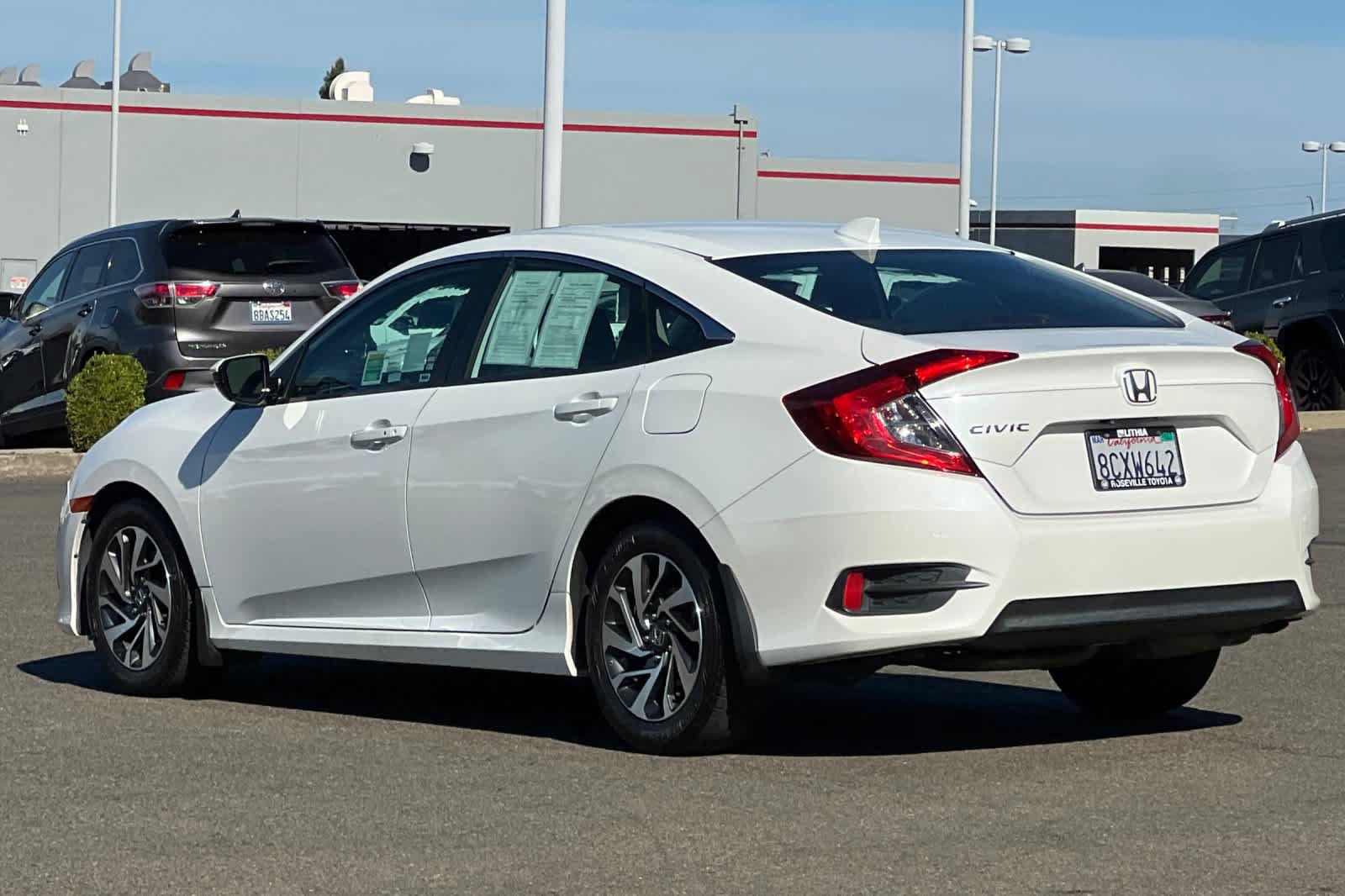 Used 2018 Honda Civic EX image 7