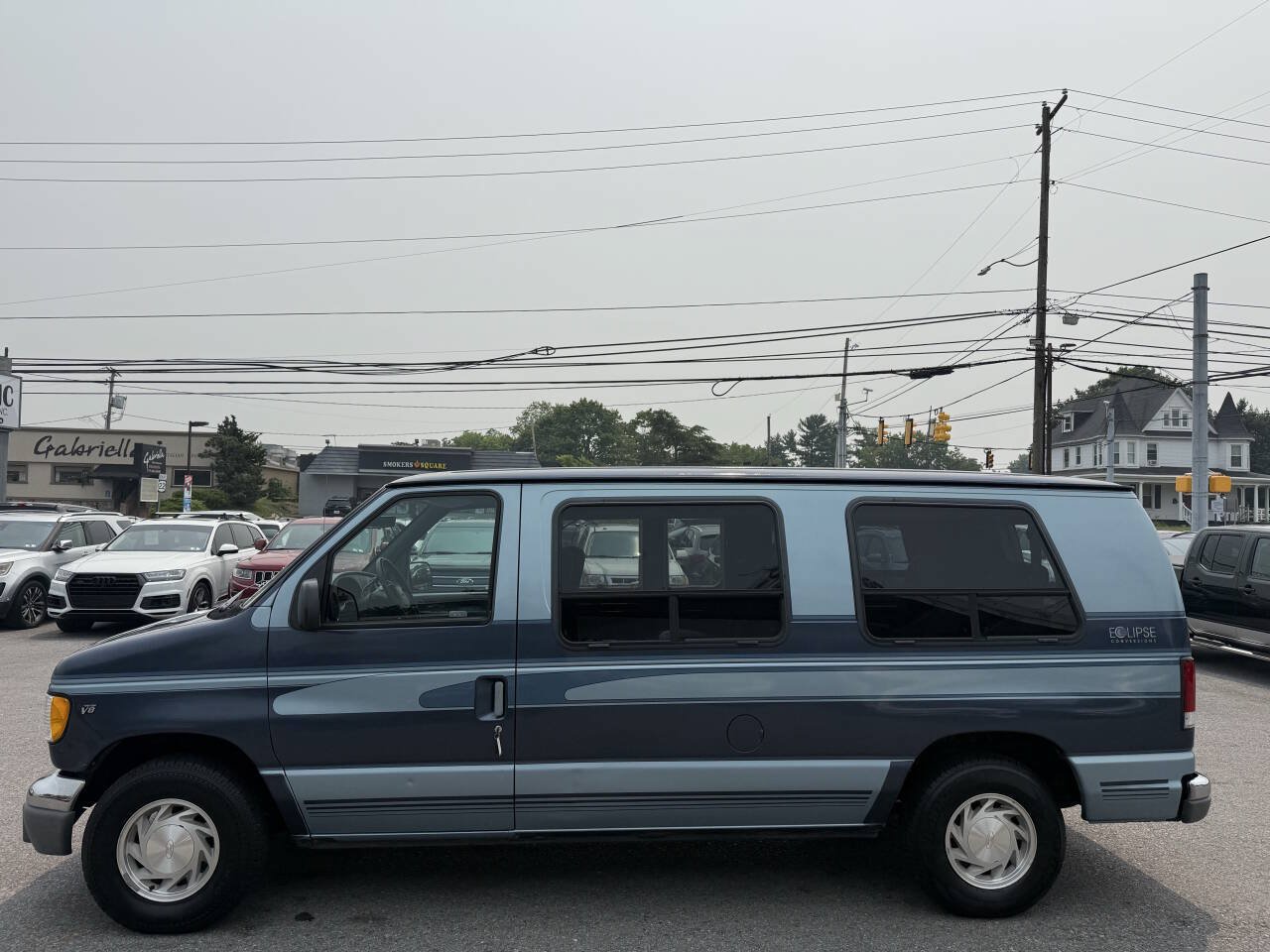 Used 1998 Ford E-150 and Econoline 150 RWD image 5