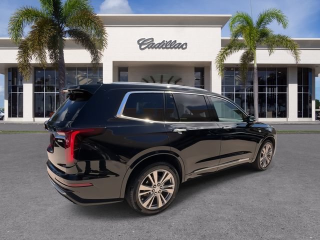 Used 2023 Cadillac XT6 Premium Luxury FWD image 14