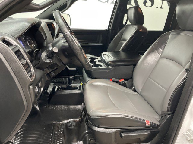 Used 2021 RAM 5500 Tradesman w/ Chrome Appearance Group image 33