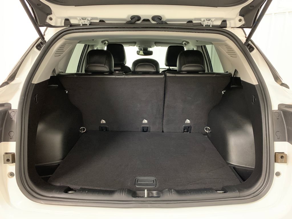 Used 2022 Jeep Compass Trailhawk image 18