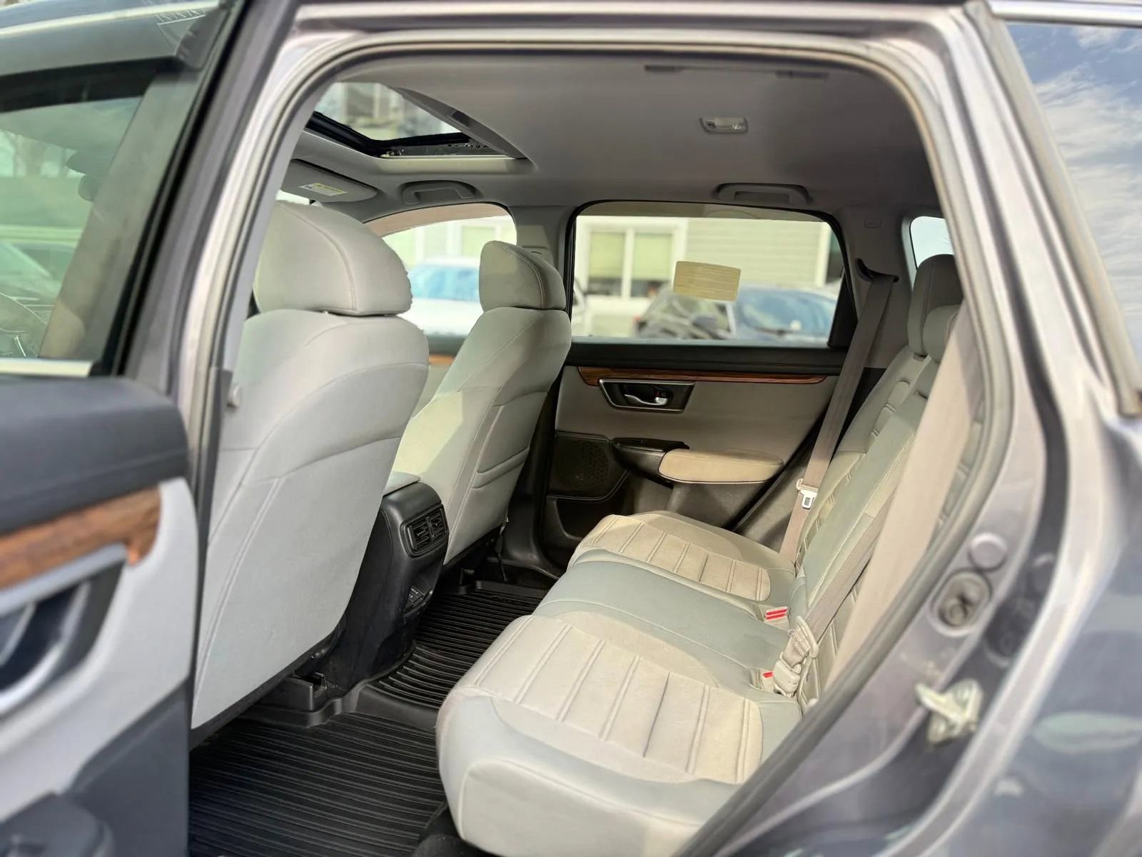 Used 2019 Honda CR-V EX image 9