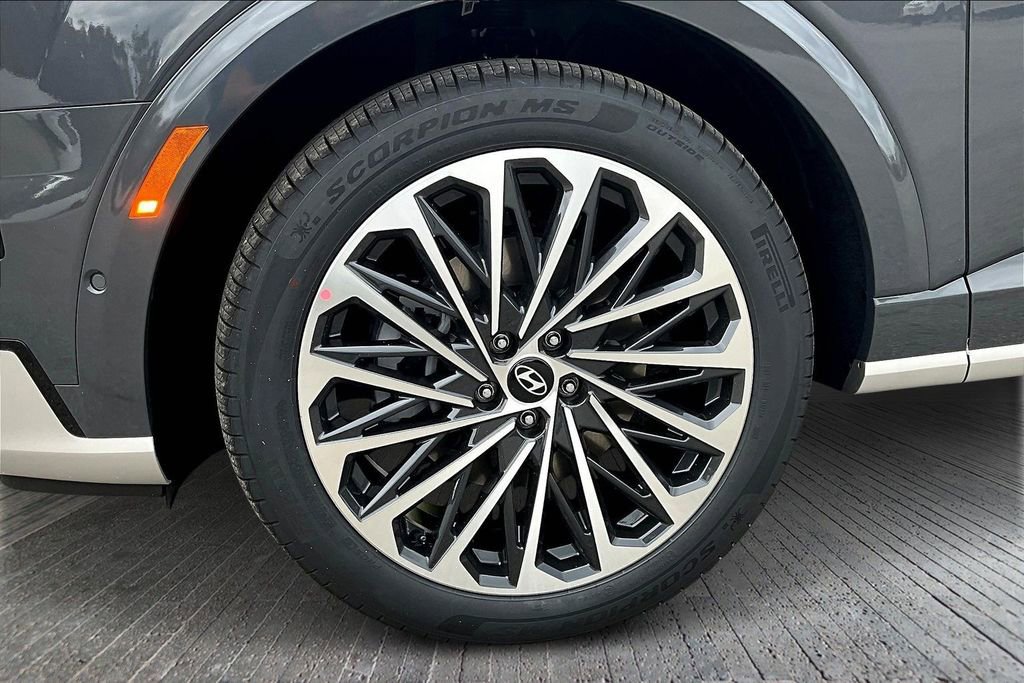 New 2026 Hyundai Palisade Calligraphy AWD/4WD image 13