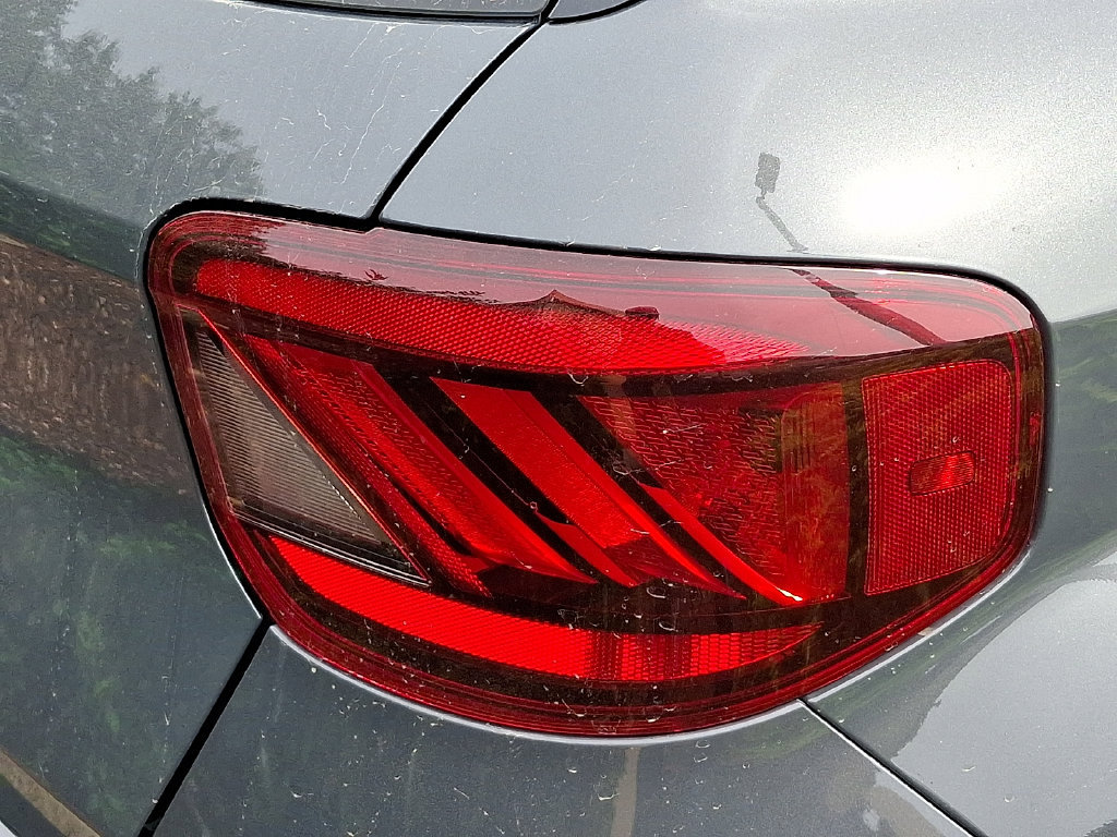 Used 2026 Hyundai Venue SEL FWD image 8