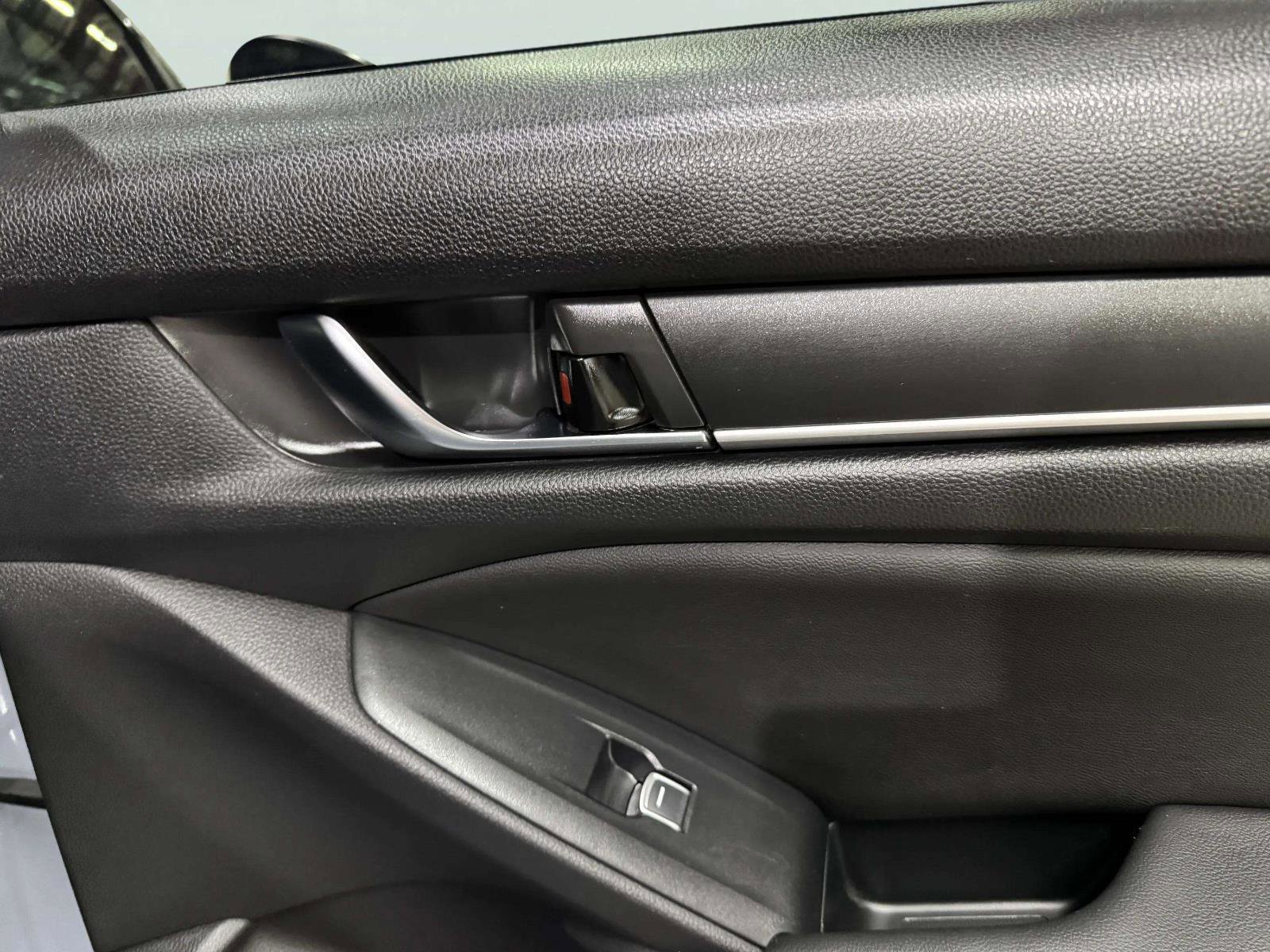 Used 2021 Honda Accord Sport image 46
