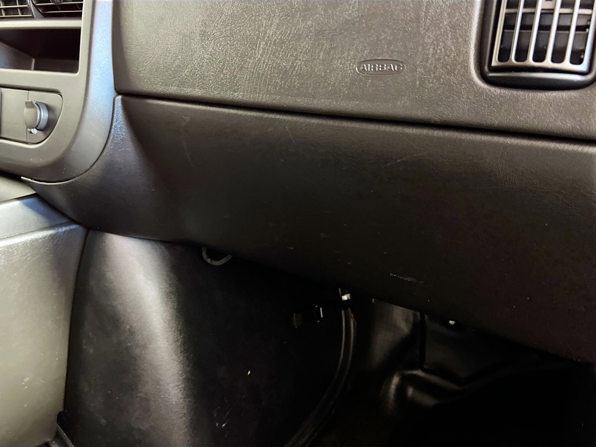 Used 2024 GMC Savana 2500 w/ Driver Convenience Package image 32