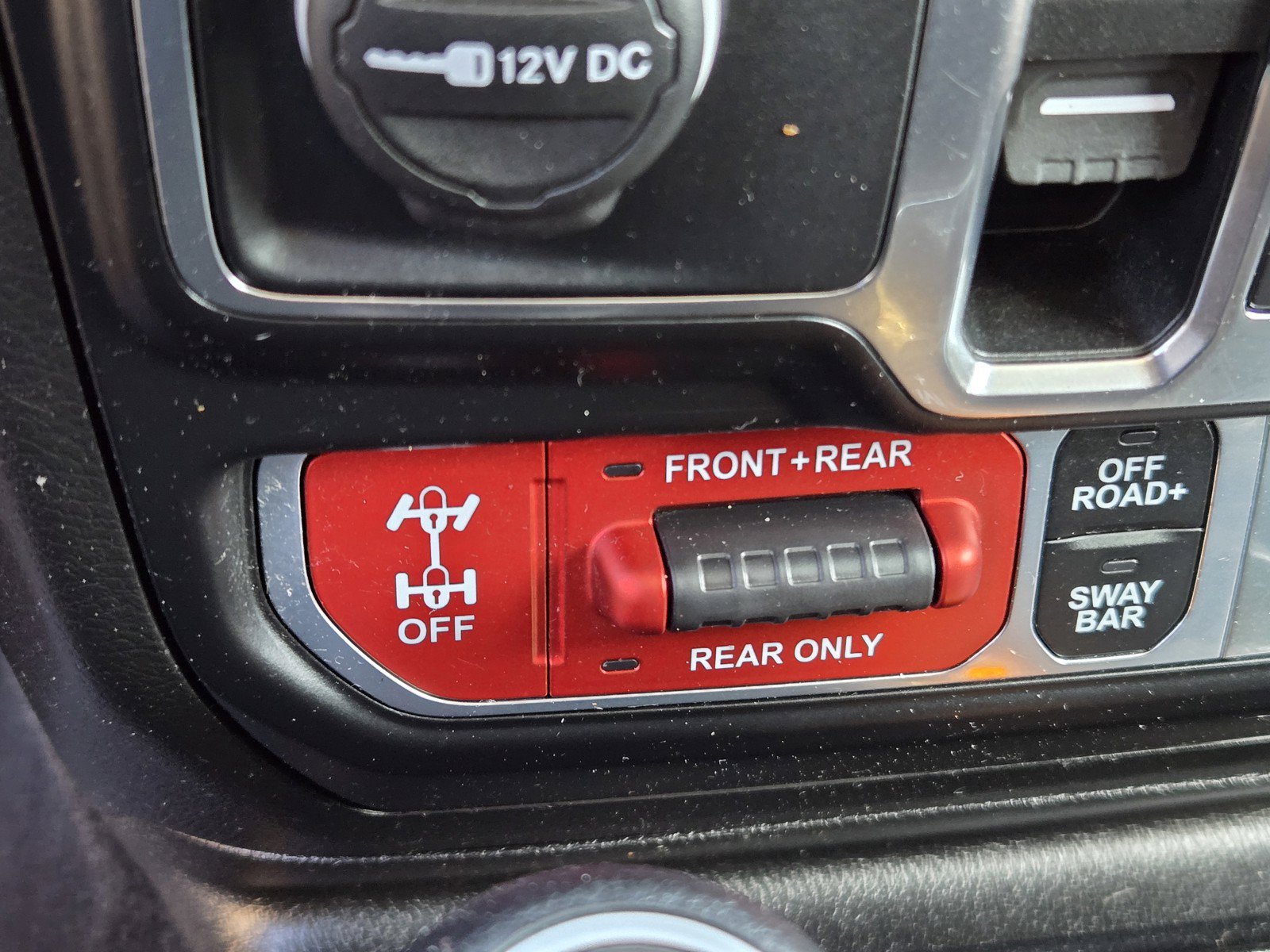 Used 2021 Jeep Gladiator Rubicon w/ Cold Weather Group AWD/4WD image 20