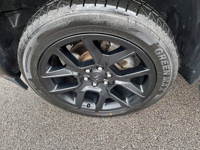 Used 2023 RAM 1500 Laramie AWD/4WD image 8