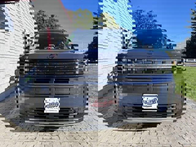 Used 2025 Hyundai Santa Fe XRT image 3