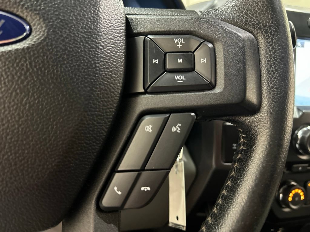 Used 2015 Ford F150 XLT w/ Equipment Group 302A Luxury AWD/4WD image 21