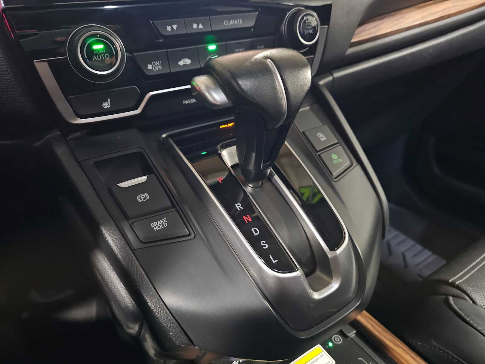 Used 2022 Honda CR-V Touring image 32