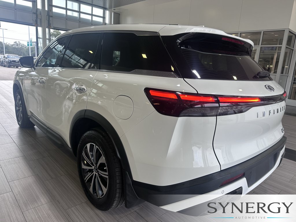 Certified 2023 INFINITI QX60 Pure FWD image 12