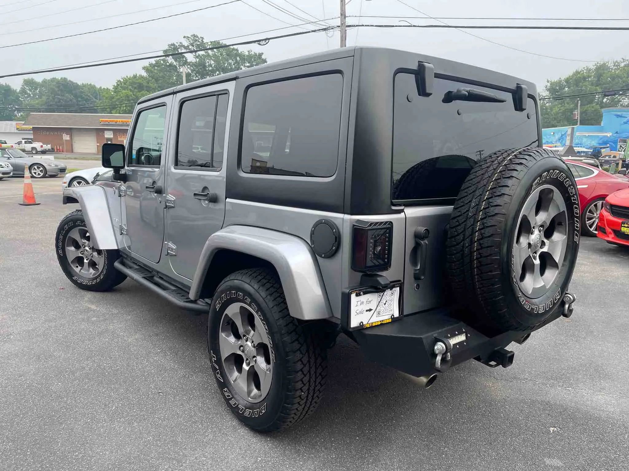 Used 2018 Jeep Wrangler Unlimited Sahara image 6
