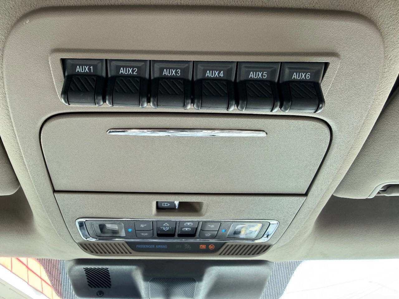Used 2025 Ford F450 Platinum w/ Platinum Plus Package image 34