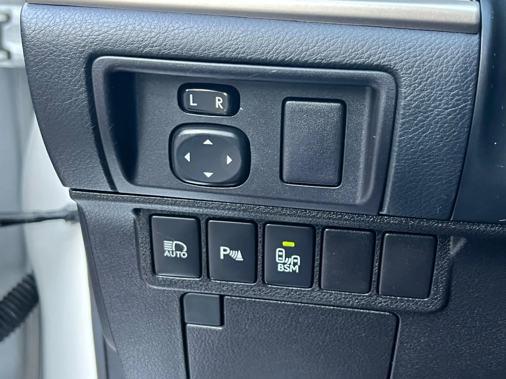 Used 2017 Lexus ES 350 image 16