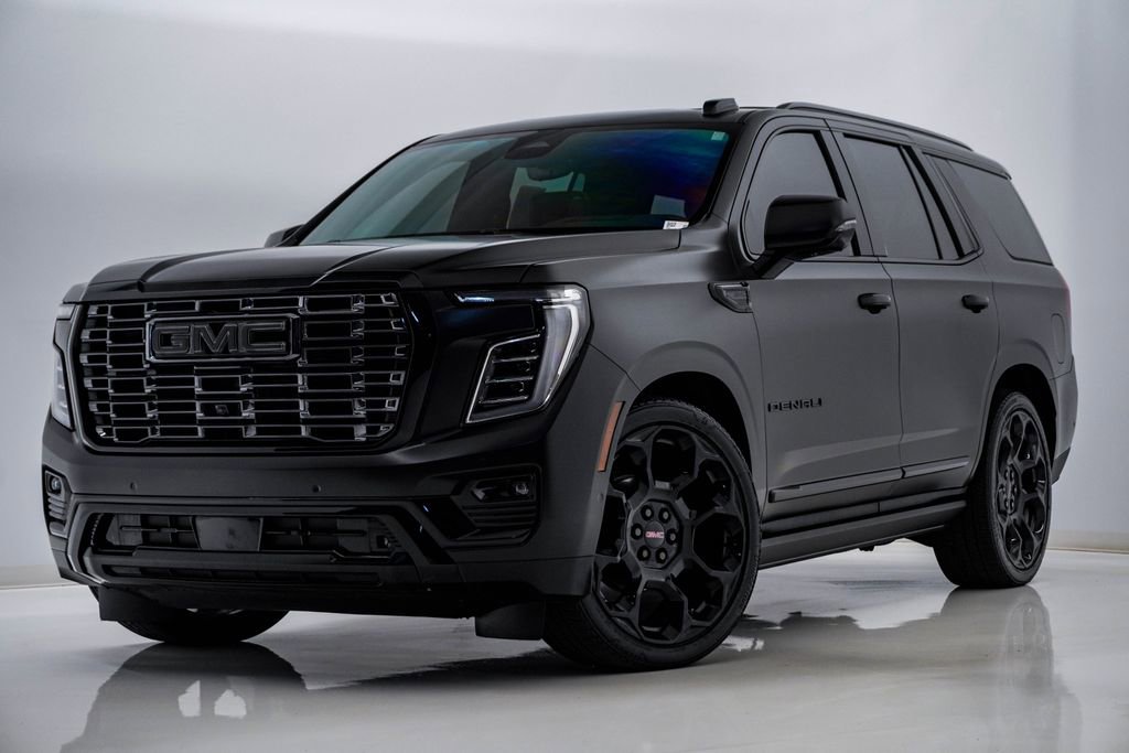 Used 2025 GMC Yukon Denali Ultimate AWD/4WD image 1