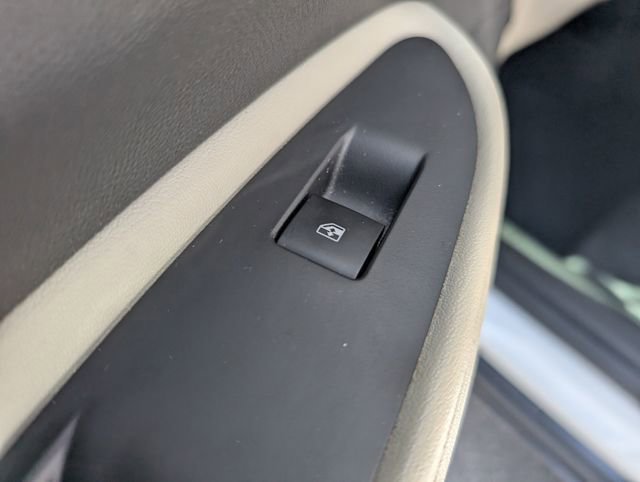 Used 2017 Buick Encore Essence image 10