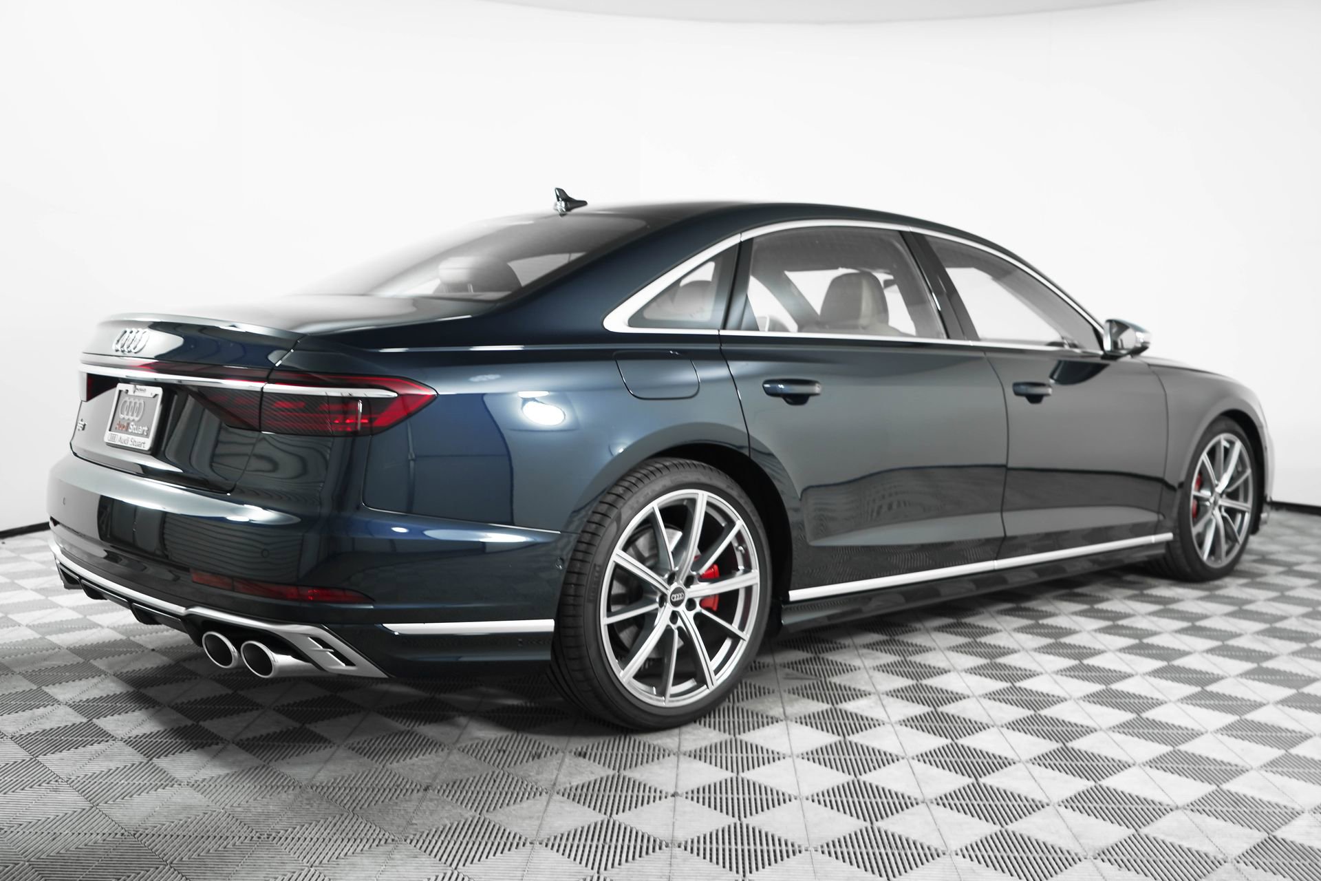 New 2025 Audi S8 image 6