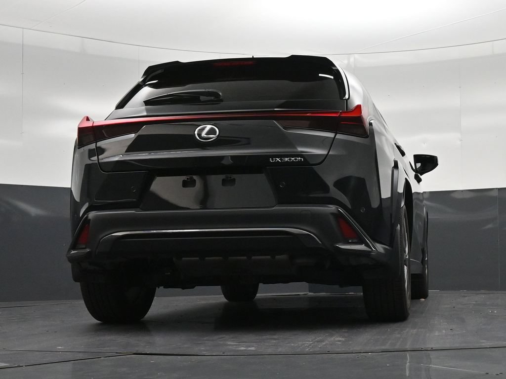 Used 2025 Lexus UX 300h FWD image 25