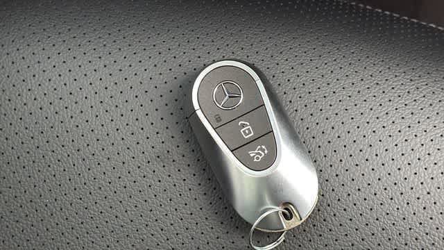 Used 2026 Mercedes-Benz GLC 300 4MATIC image 37