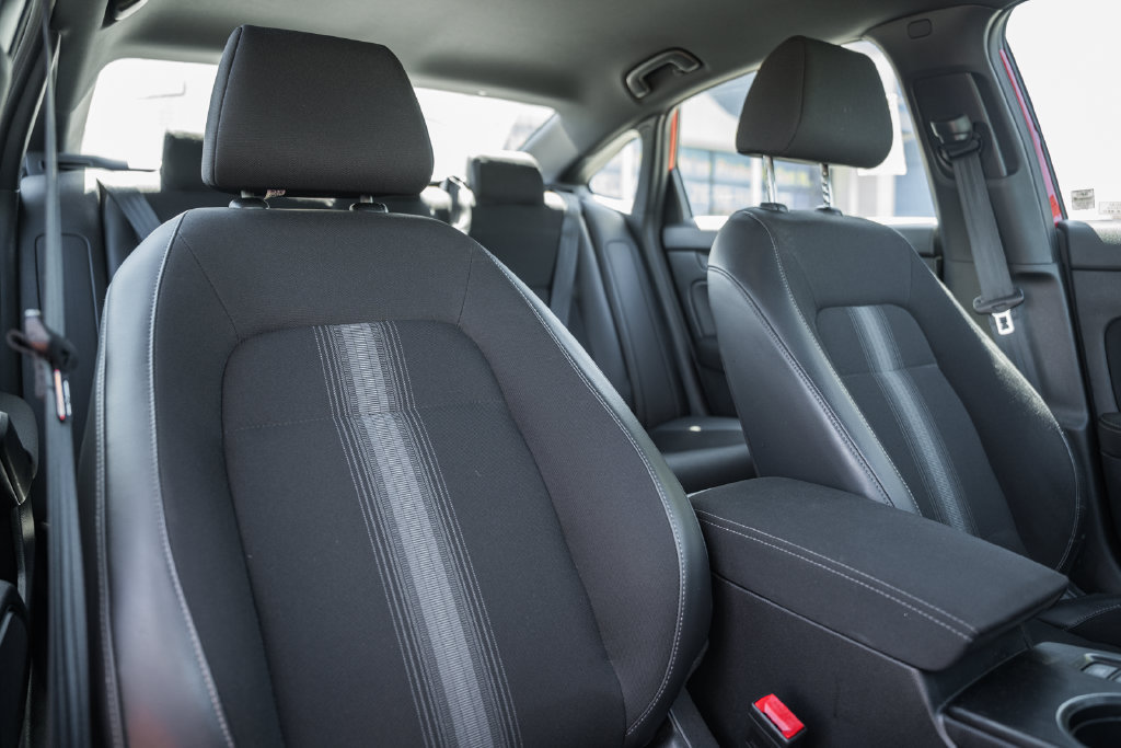 Used 2023 Honda Civic Sport image 32
