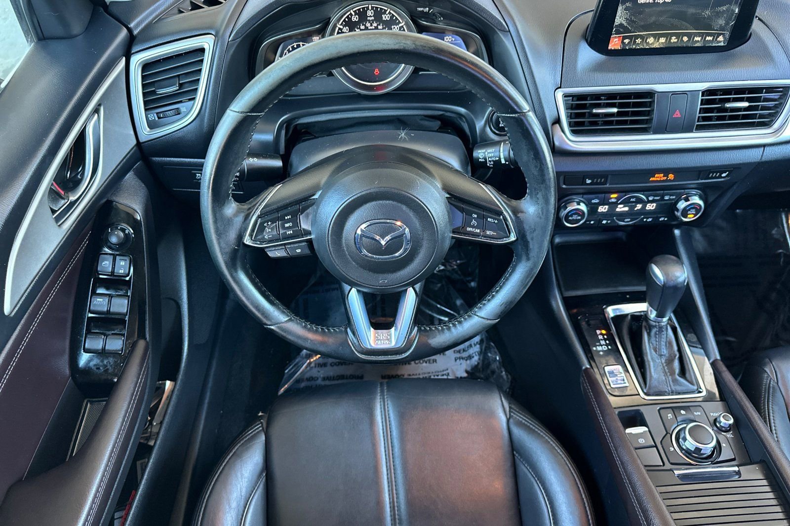 Used 2018 MAZDA MAZDA3 Touring image 16