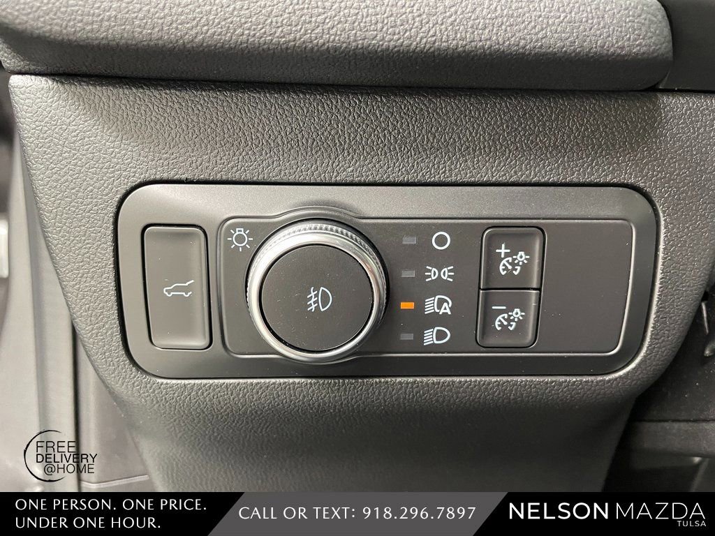 Used 2021 Ford Escape SEL image 28