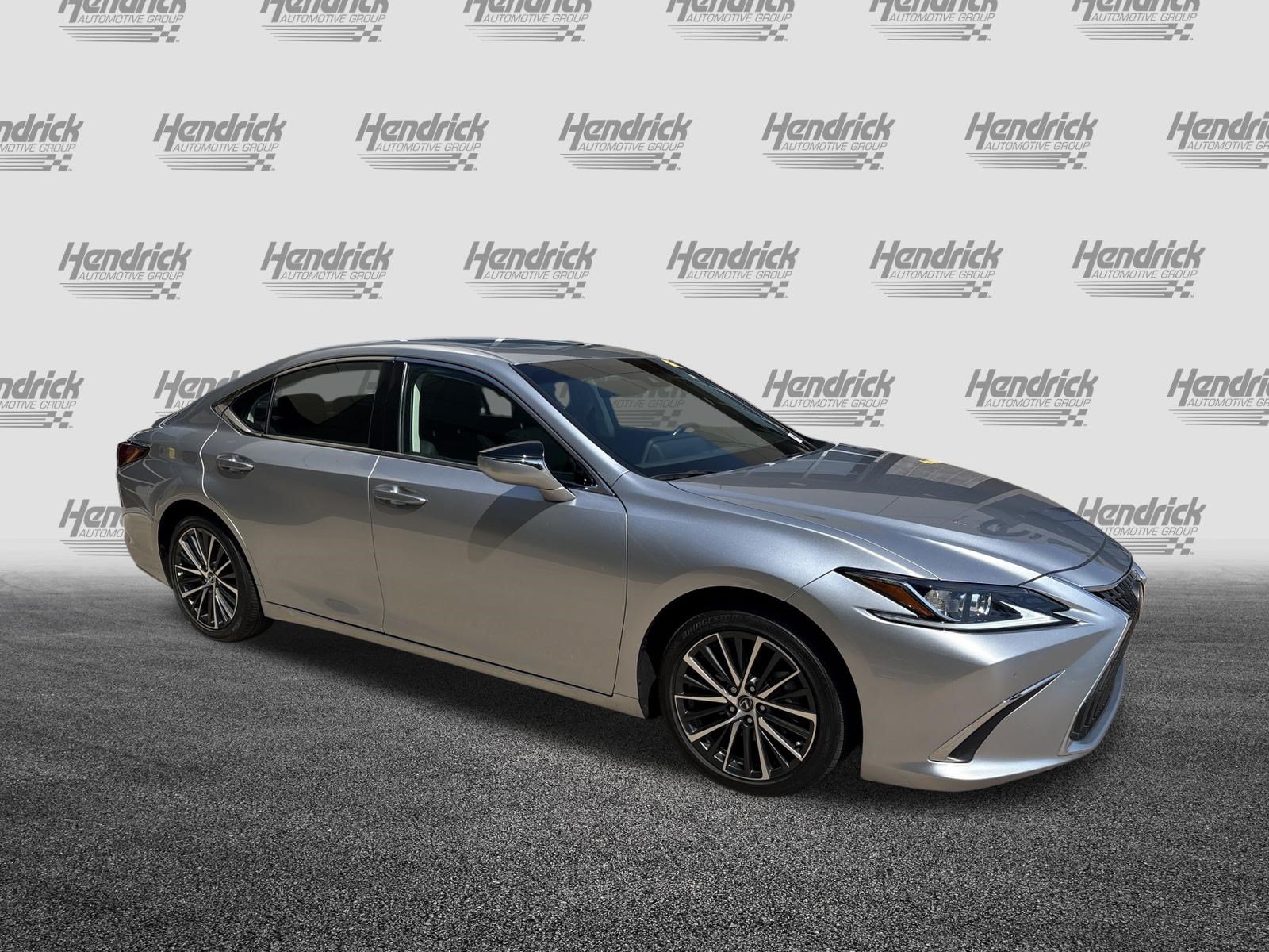 Certified 2025 Lexus ES 350 w/ Premium Package FWD image 2