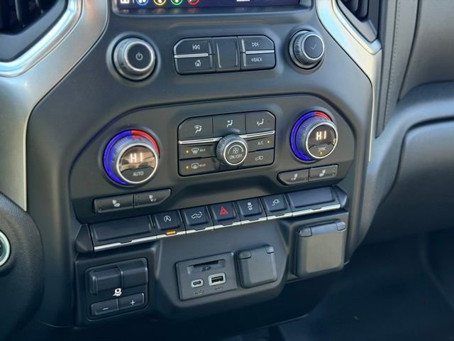 Used 2019 Chevrolet Silverado 1500 LT w/ All-Star Edition image 17