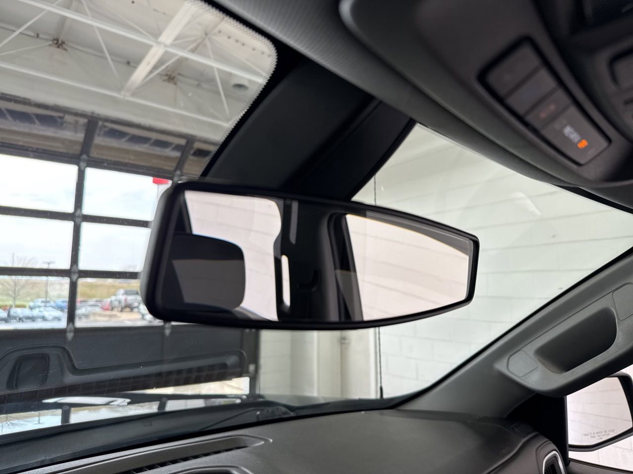 Used 2019 Chevrolet Silverado 1500 LT w/ All-Star Edition image 32