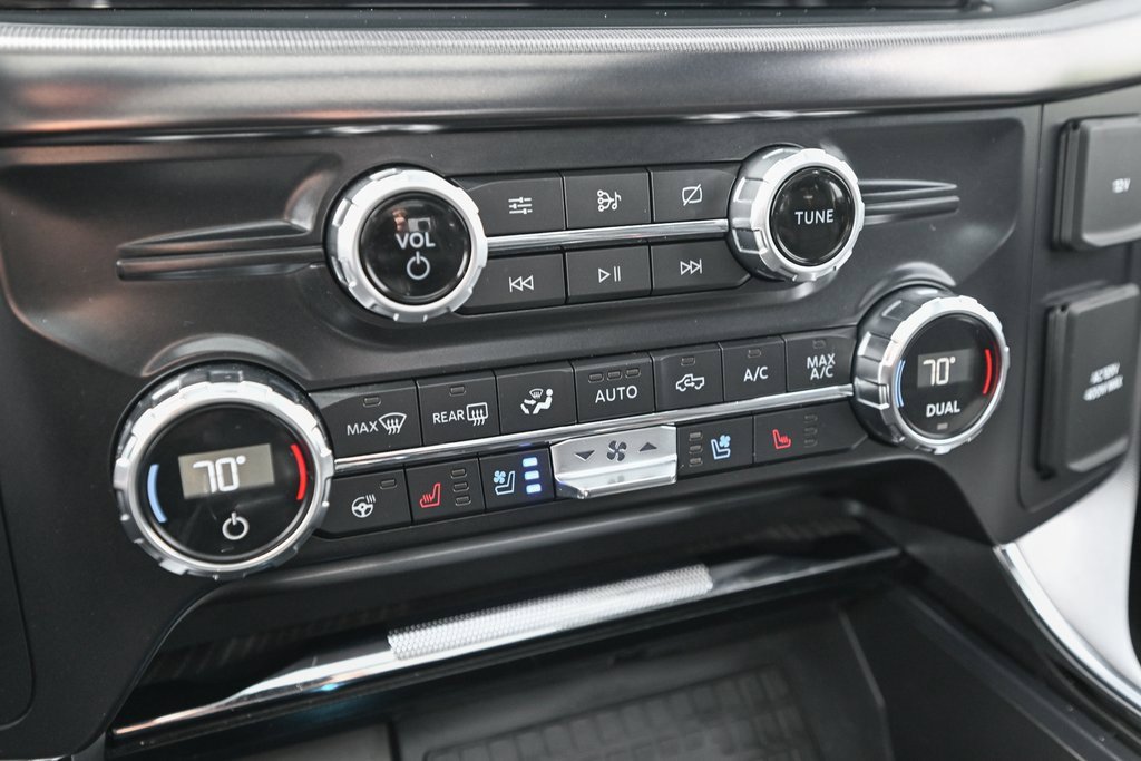 Certified 2021 Ford F150 Platinum w/ Equipment Group 701A High image 37