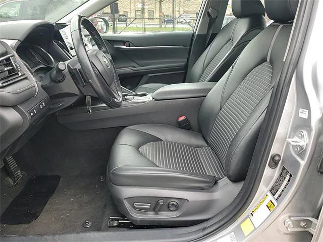 Certified 2022 Toyota Camry SE image 11
