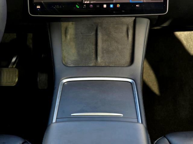 Used 2021 Tesla Model Y Long Range image 18