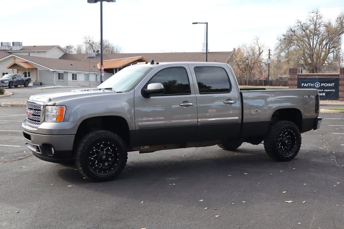 Used 2014 GMC Sierra 2500 Denali image 10