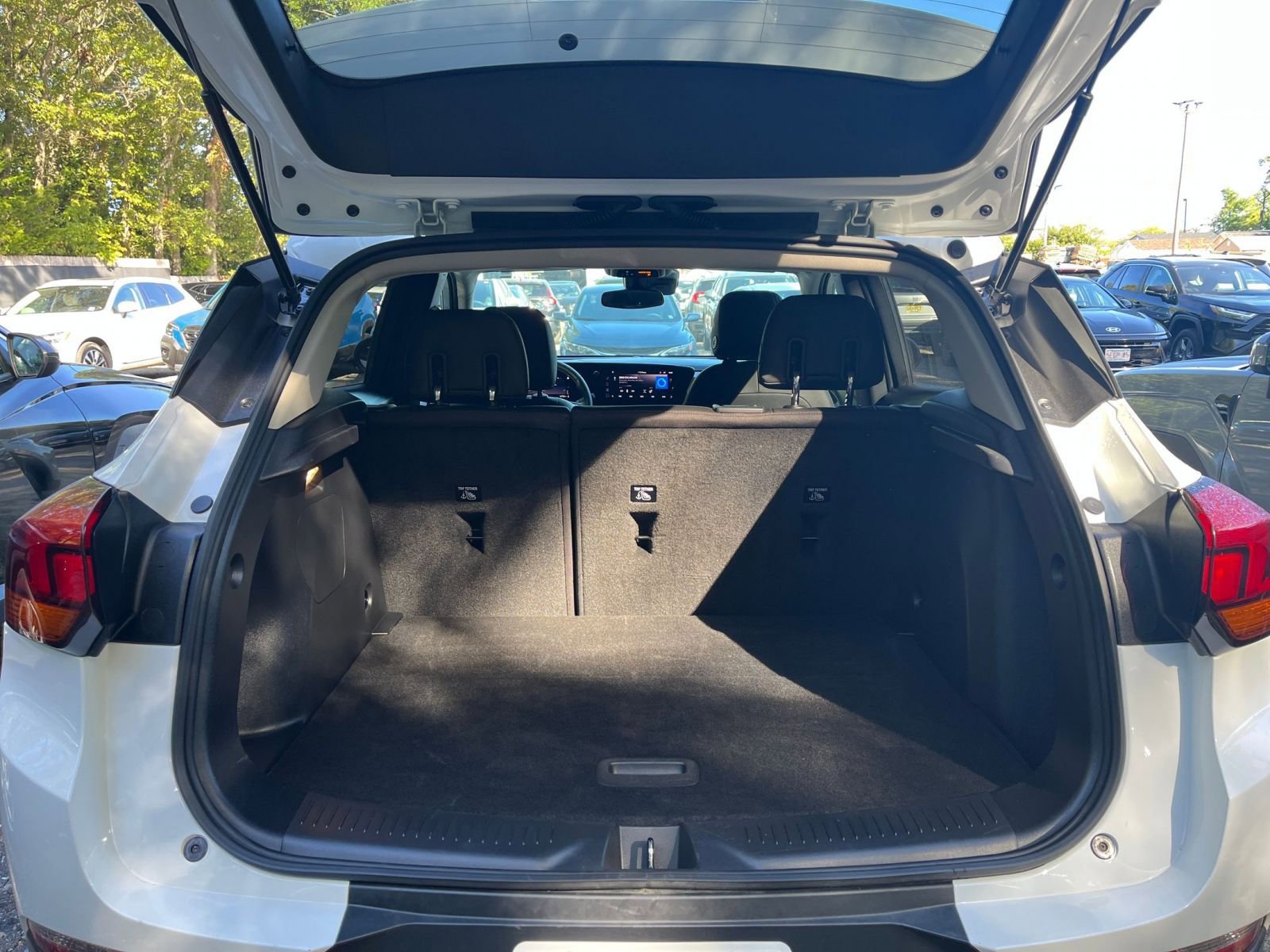 Used 2025 Buick Encore GX Preferred image 29