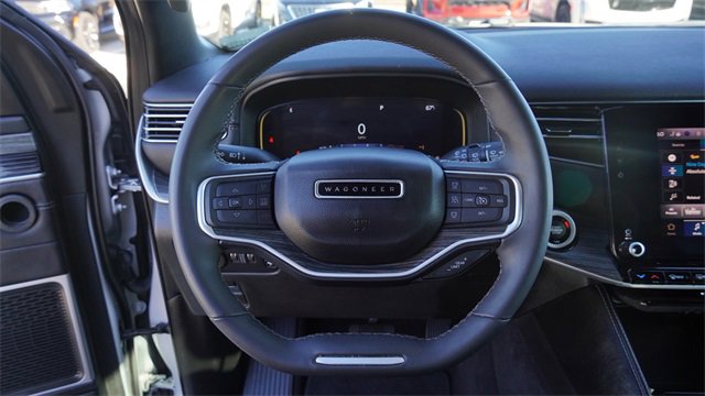 Used 2023 Jeep Wagoneer L Series III w/ Preferred Equipment Group image 27