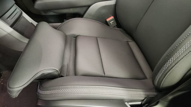 New 2026 Volvo EX90 Plus AWD/4WD image 13