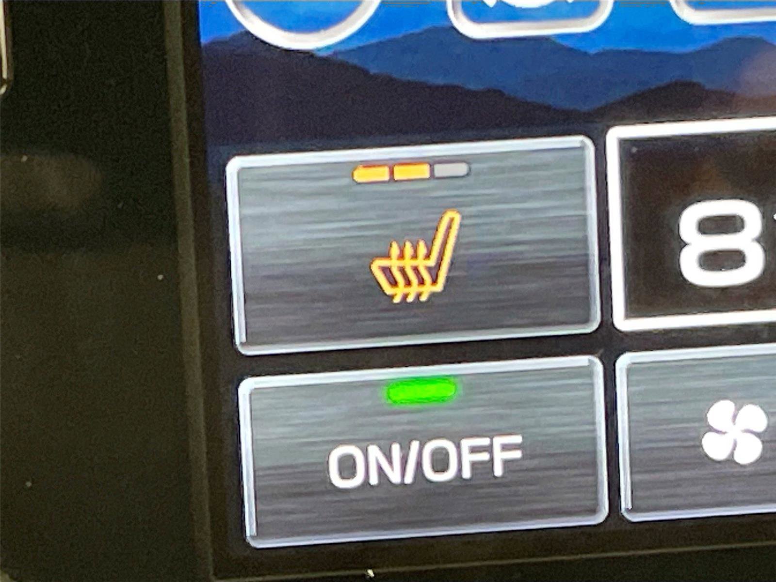 Used 2025 Subaru Forester Premium w/ Convenience Package #1 image 16