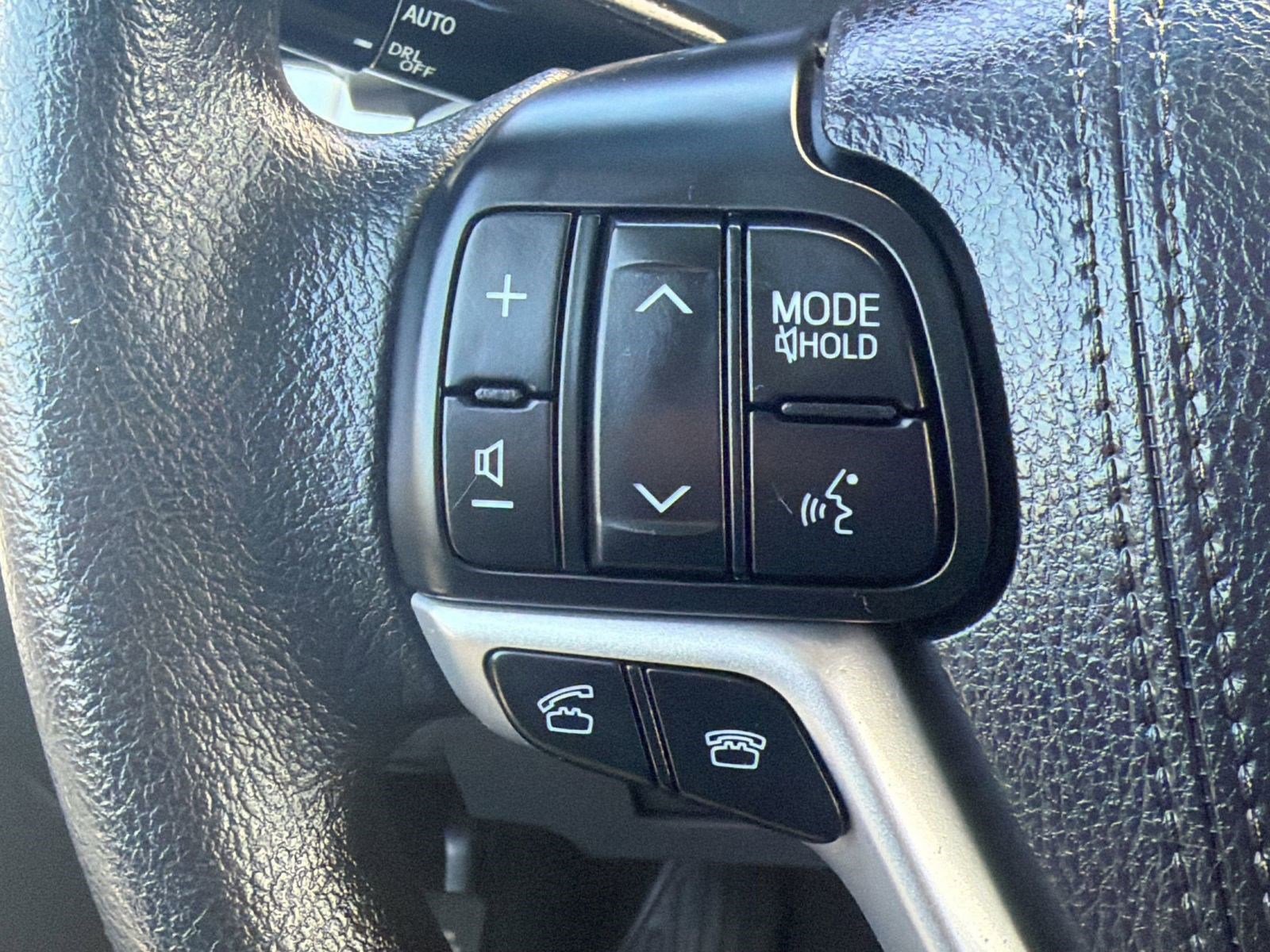 Used 2017 Toyota Sienna L FWD image 15