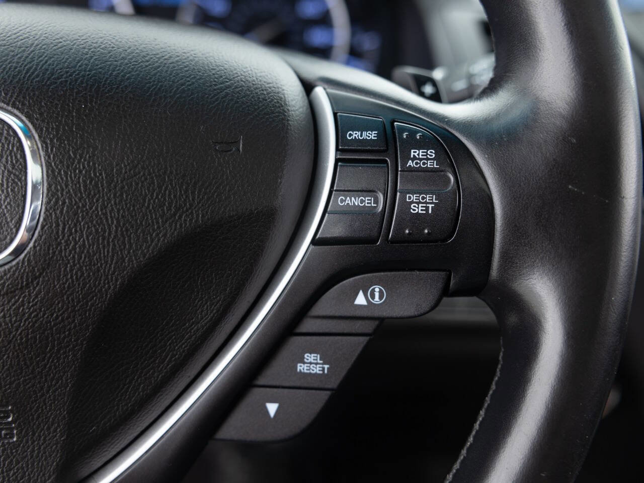 Used 2013 Acura RDX w/Tech AWD 4dr SUV w/Technolog image 38