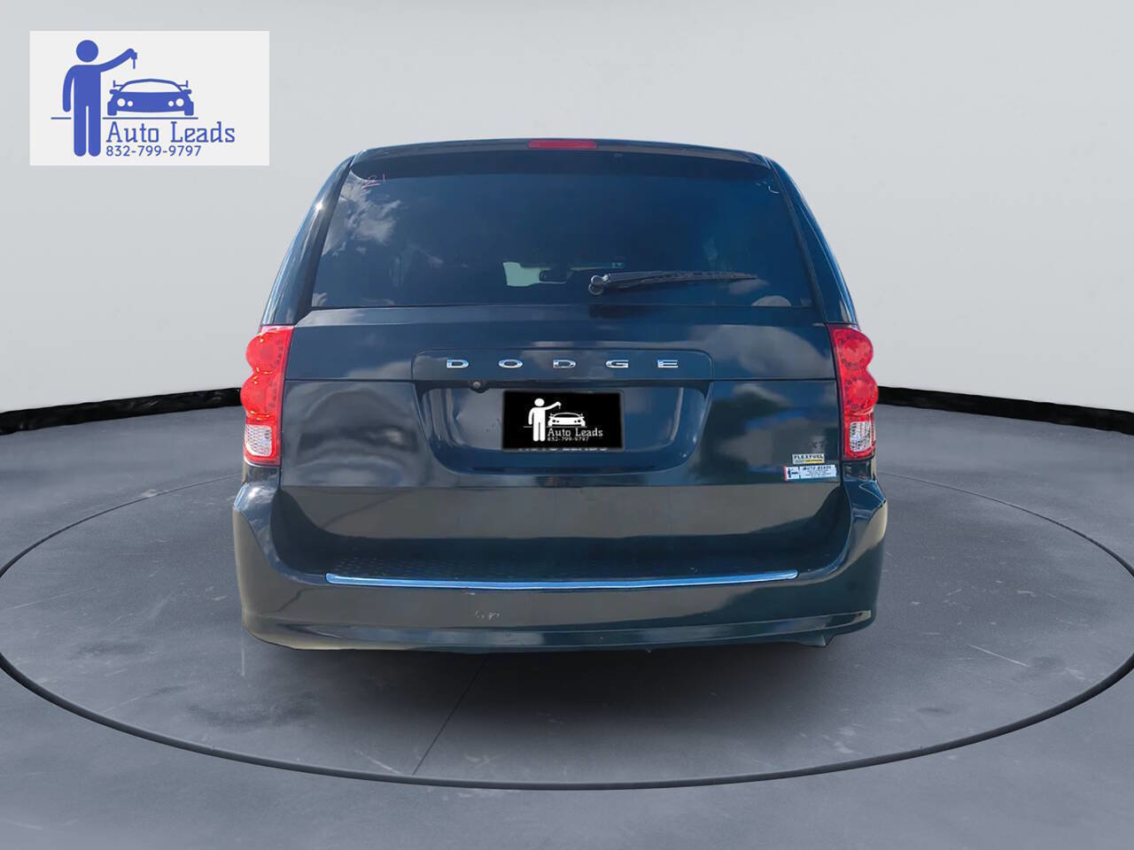 Used 2018 Dodge Grand Caravan SXT image 7
