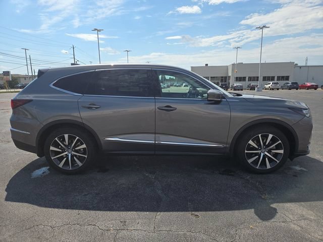 Certified 2025 Acura MDX w/ Technology Package FWD image 9