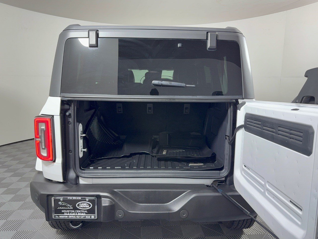 Used 2024 Ford Bronco Outer Banks AWD/4WD image 28