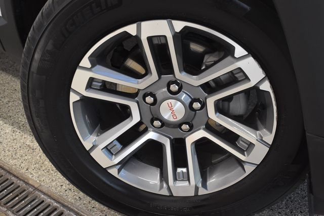 Used 2025 GMC Terrain Elevation AWD/4WD image 29