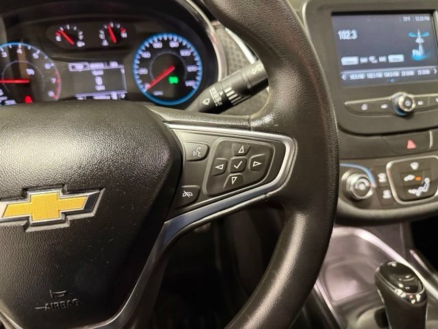 Used 2016 Chevrolet Malibu LT FWD image 15