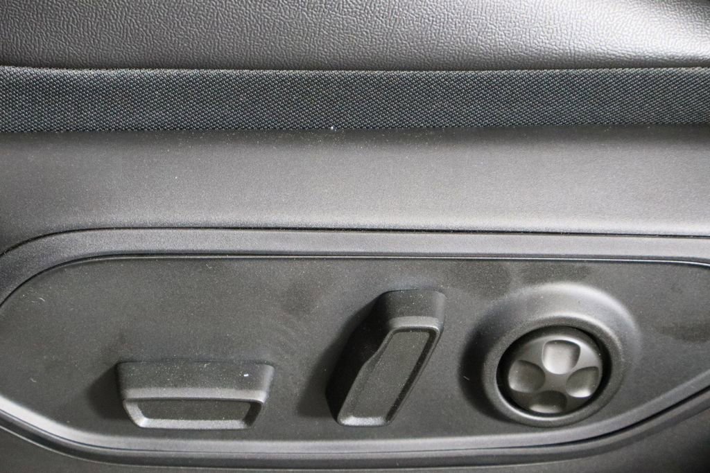 New 2025 Jeep Grand Cherokee Limited image 24