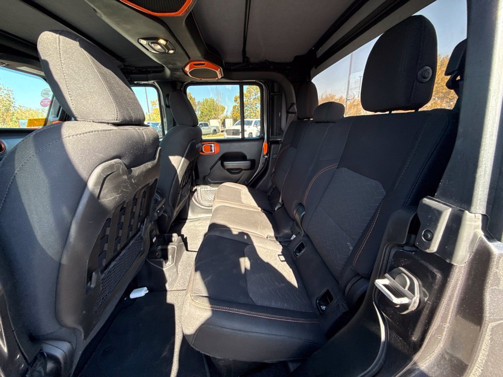 Used 2021 Jeep Gladiator Mojave AWD/4WD image 17