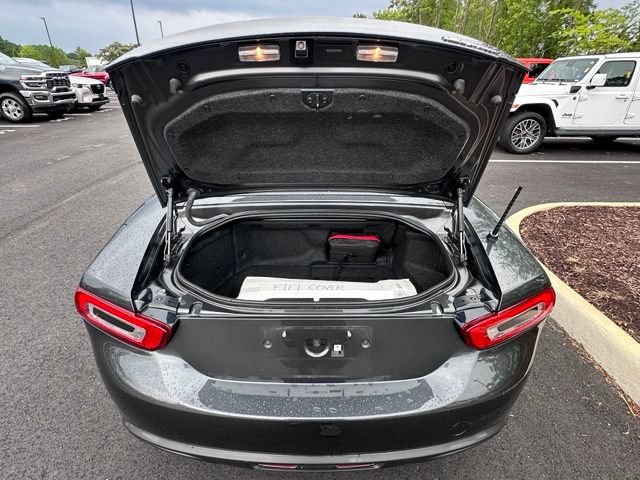 Used 2017 FIAT 124 Spider Classica RWD image 14