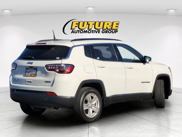 Used 2022 Jeep Compass Latitude AWD/4WD image 4