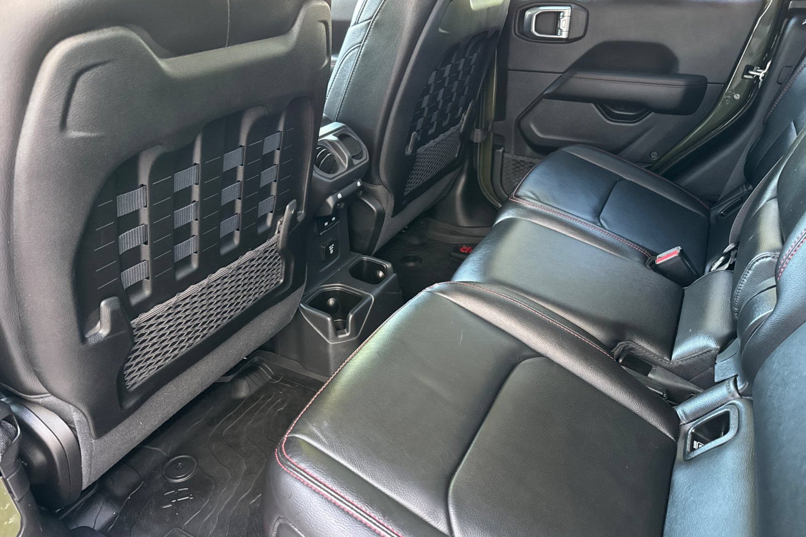 Used 2022 Jeep Gladiator Rubicon w/ LED Lighting Group AWD/4WD image 13